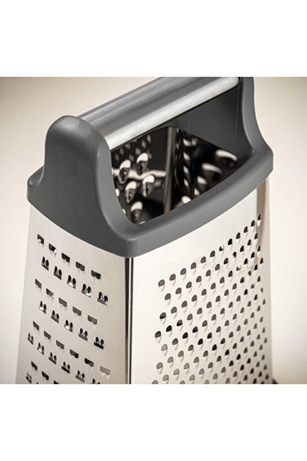 Stainless Steel Non-Slip Base Four-Sided Grater