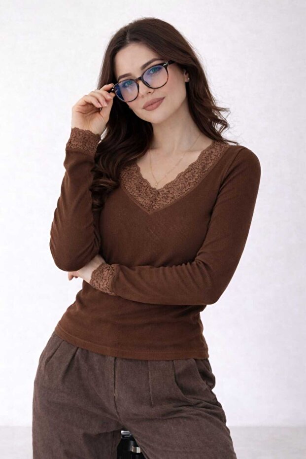 V-Neck Lace Detailed Blouse