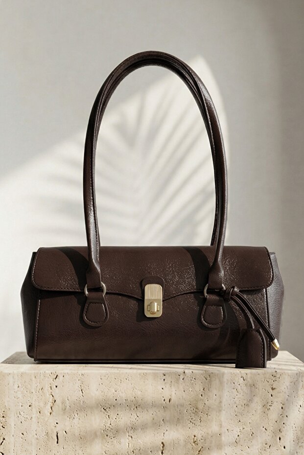 Gold Lock Detailed Large Women's Shoulder Bag Bitter Brown