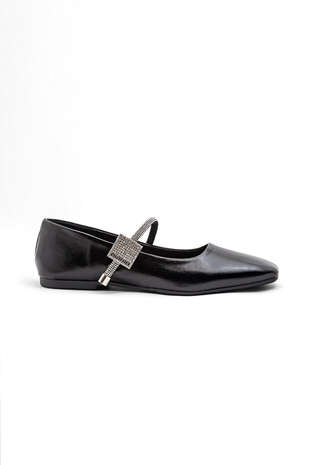 Int 501 Flat Sole Ballerinas with Stone Band Detail