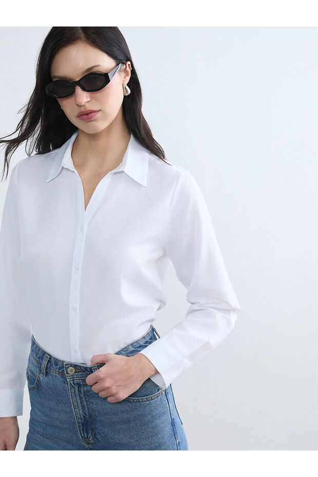 Nevavm Difference Oxford Women's Shirt