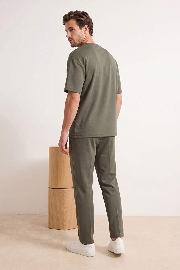 Haki Oversize/Geniş Kesim Yumuşak Dokulu Basic T-Shirt TMNSS26TS00003 - 3