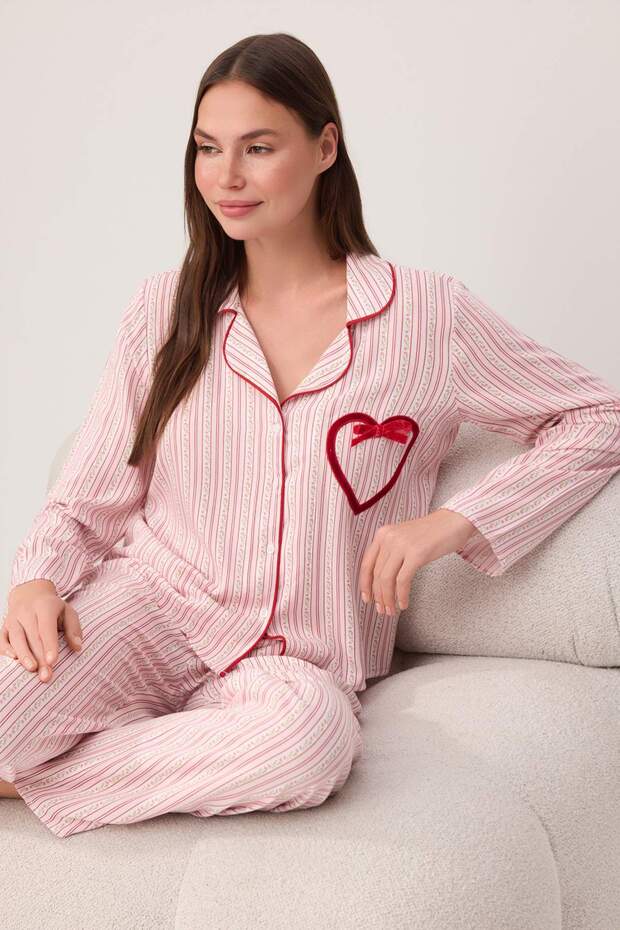 Çok Renkli Çiçekli Kalp Detaylı Viskon Dokuma Pijama Takımı THMSS26PT00006 - 1