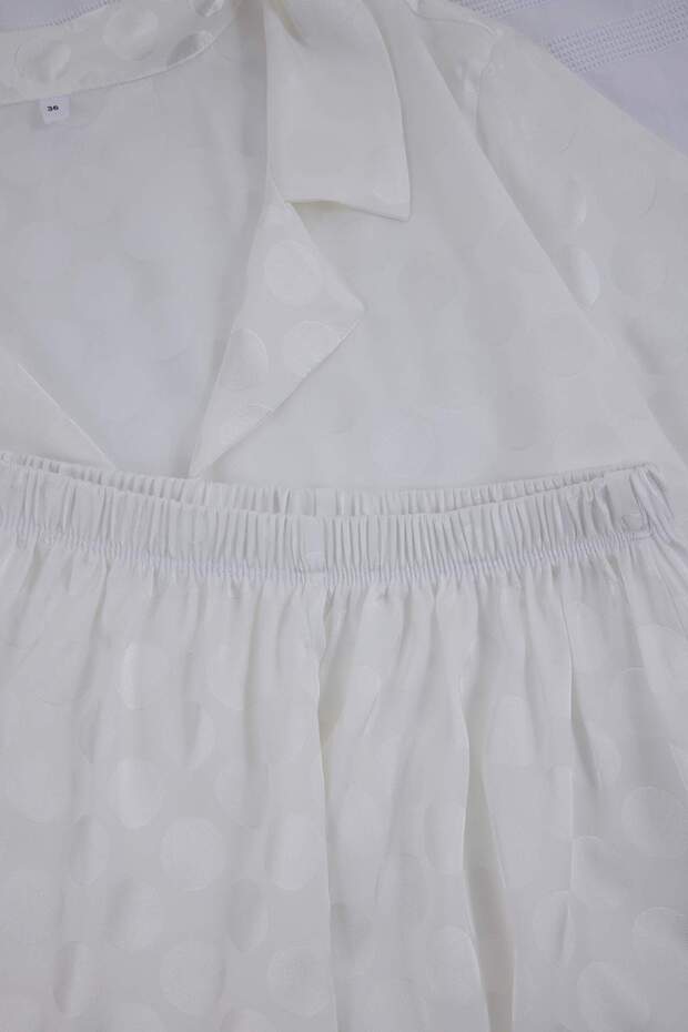 Beyaz Puantiye Desenli Jakkar Saten Pijama Takımı THMSS26PT00187 - 8