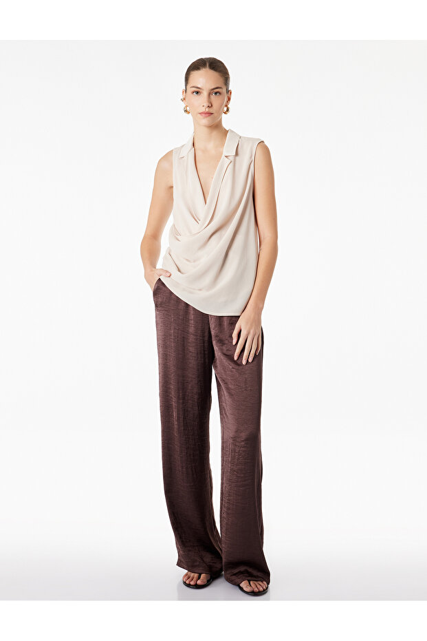 Wide-Leg Satin Trousers with Elastic Waist and Tied Pockets