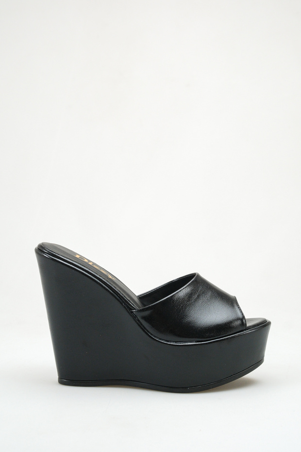 Wedge Heel Full Face Slippers - 5