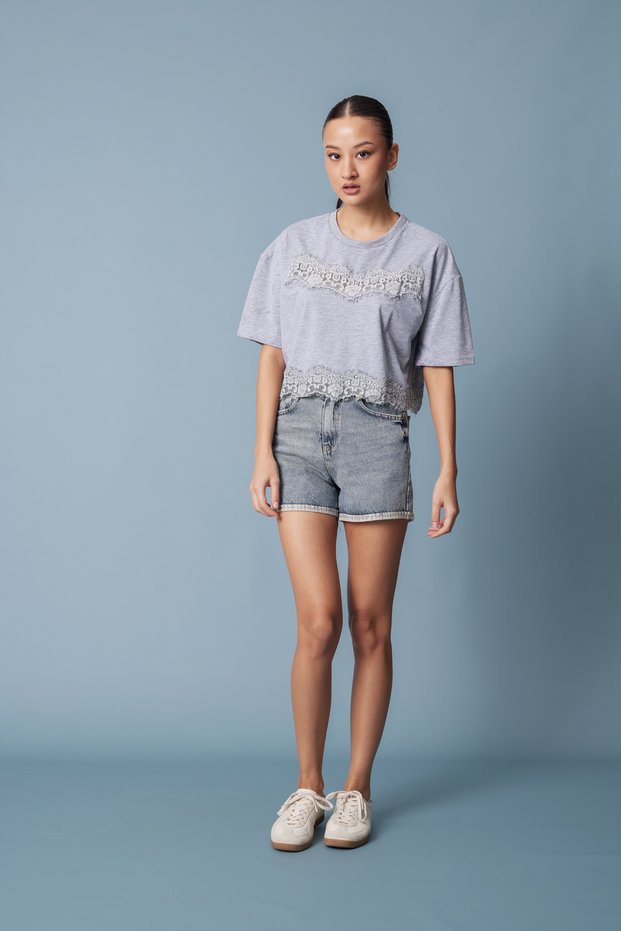 Lace Detailled Short Sleeve T-Shirt