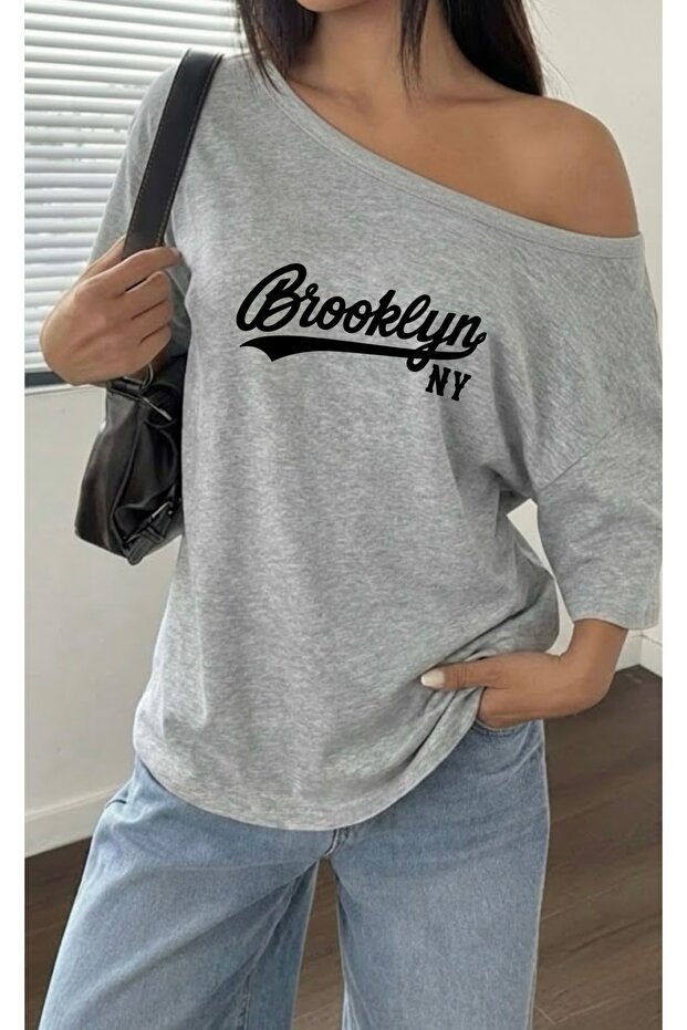 Brooklyn Ny Printed Oversized Women's Boat Neck T-Shirt