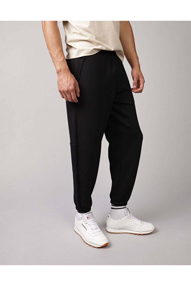 AE 24/7 Relaxed Jogger