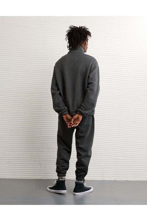 AE Cozy Fleece Quarter-Zip Sweatshirt