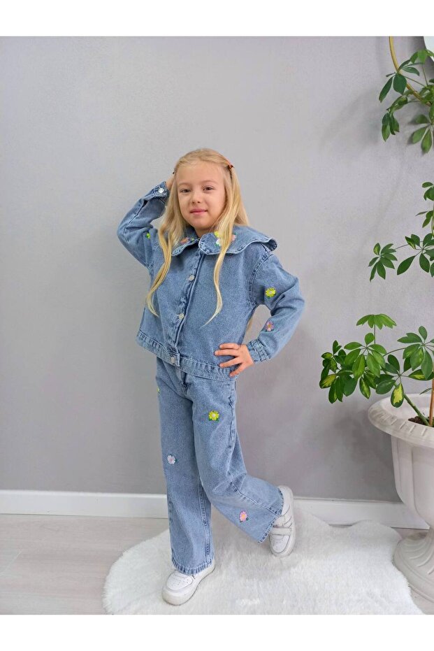 Girls' Blue Flower-Embroidered Jeans Set