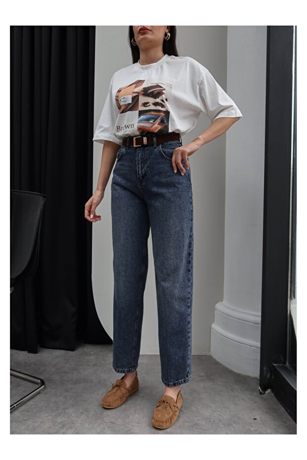 Boyfriend Suede Belted Jean