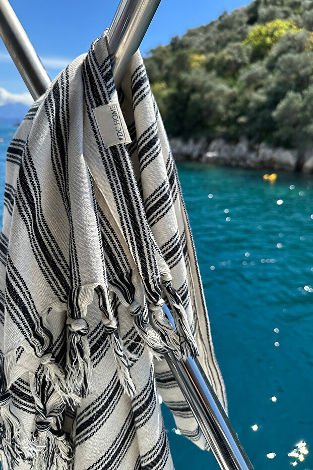 Black Striped - 100% Cotton - Helen Peştamal