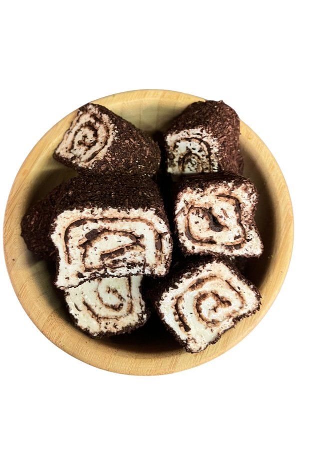 Chocolate Wrapped Turkish Delight with Pralines-1000 g