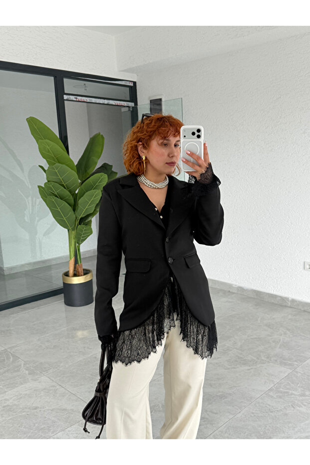 Premium Tred Lace Detailed Blazer Jacket