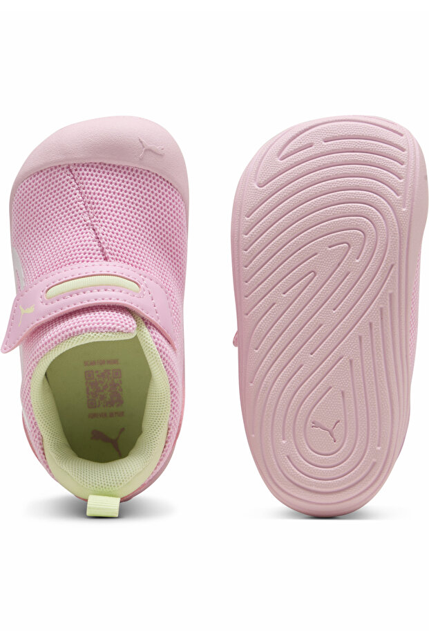 Kitten Mesh Sneakers - 6