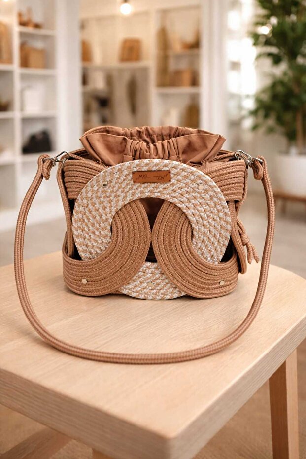 Eternity Model Stylish Shoulder Bag Handcrafted from Cord Rope