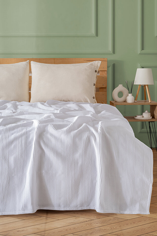 100% Cotton Border Pique Bedspread - 160X230 cm Single Size - Breathable Modern Weaving