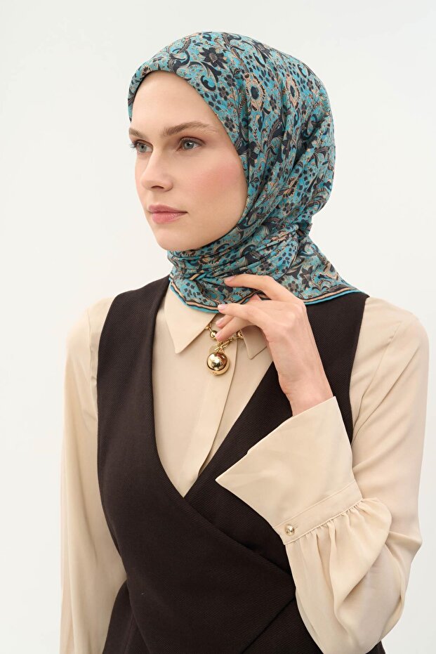 وشاح تينسل مونار بنمط ديزي أزرق سماوي 90×90