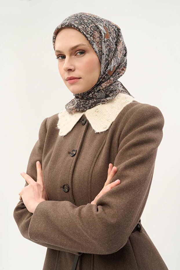 وشاح تينسل مونار بنقشة زهور مدخنة 90×90