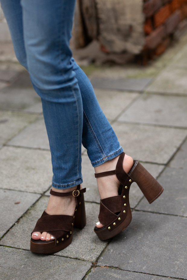 Dravol (4128) Genuine Suede Leather Ankle Strap Thick Heeled Platform Sole Sandals
