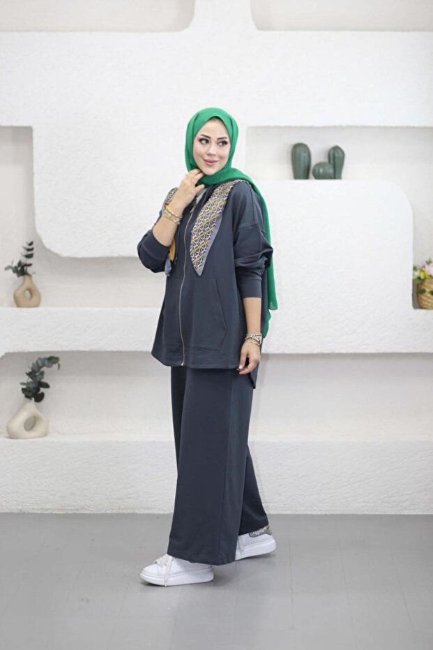 9290 - Stylish and Comfortable 2-Yarn Hooded Casual Women's Set