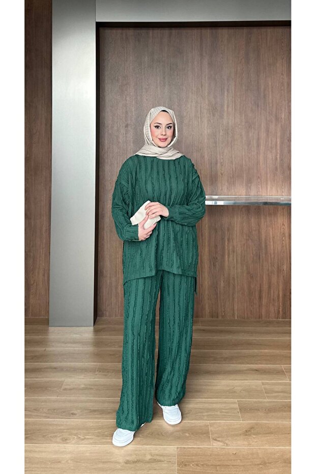 طقم تونيك مع بنطلون مكشكش