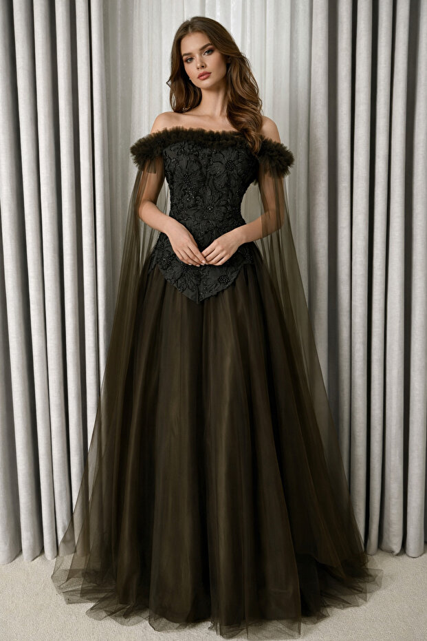 "Elegant Tulle Evening Dress"