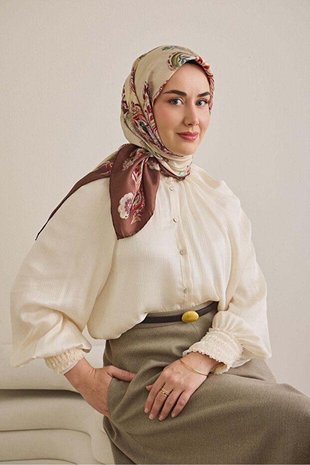 Twill Silk Scarf Shawl Pattern Ivory 90X90