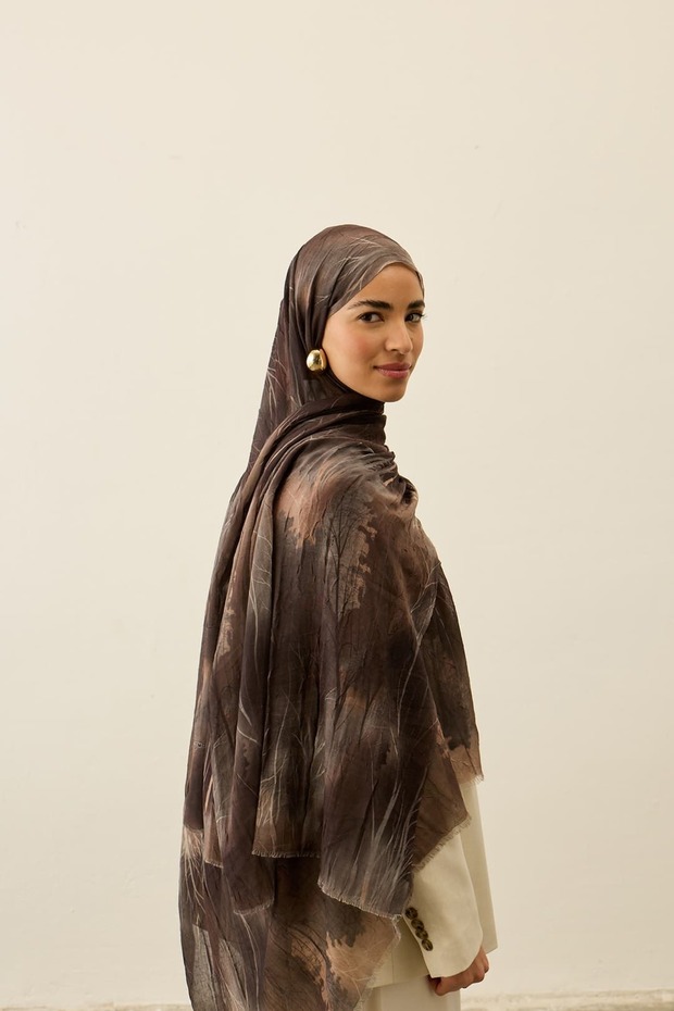Silhouette Pattern Aya Kras Shawl - 2