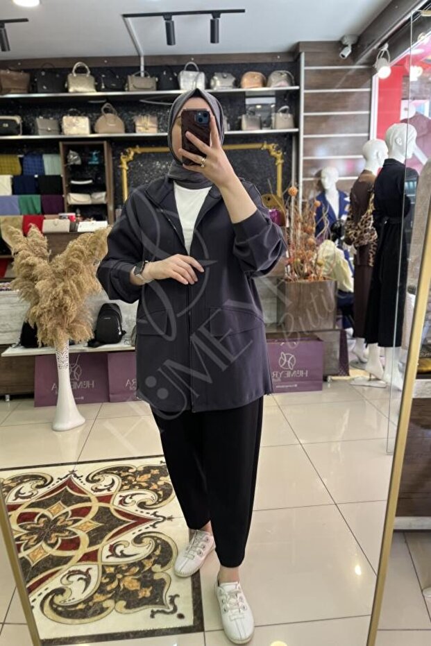 بنطلون كونيكيك بيسك