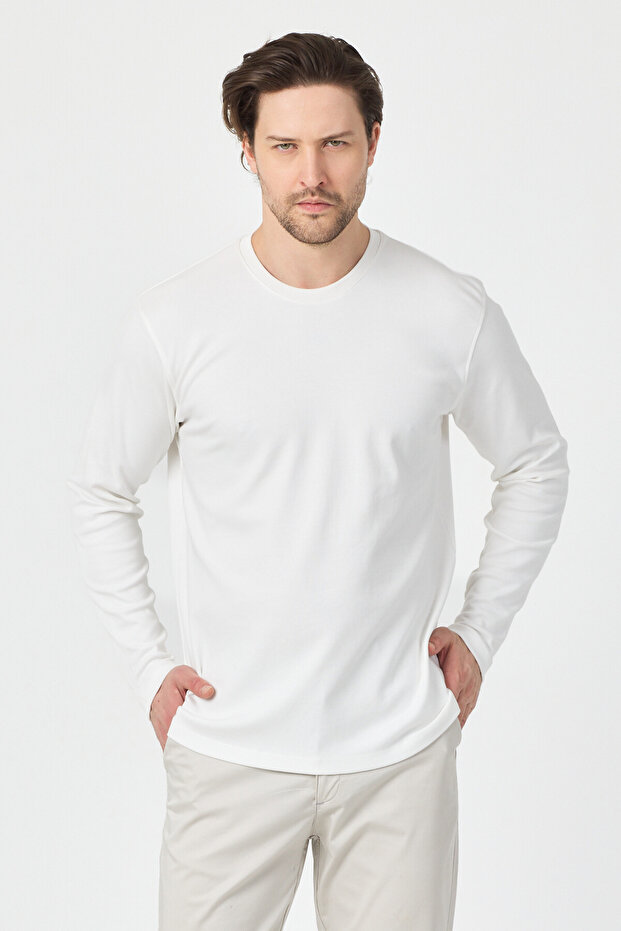 Young Men's White 100% Supima Cotton Stretch Fabric Regular Fit Long Sleeve Crew Neck Sweatshirt