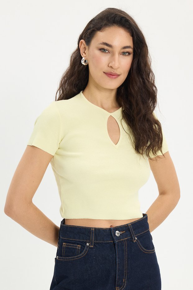 Women's Slim Fit 100% Cotton Short Sleeve Crew Neck Green Crop