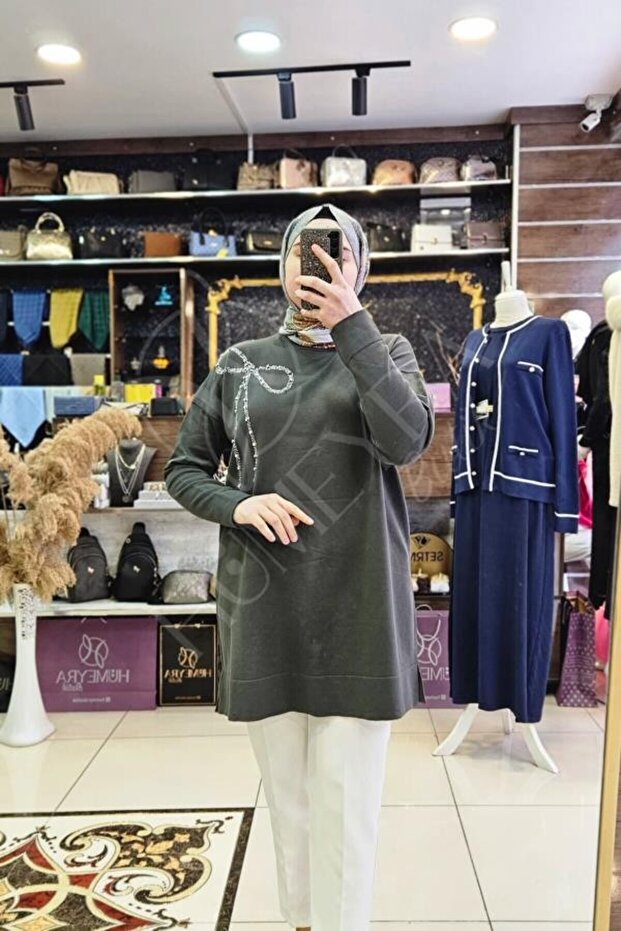 تونيك ميرسيريزد بتفاصيل فيونكة