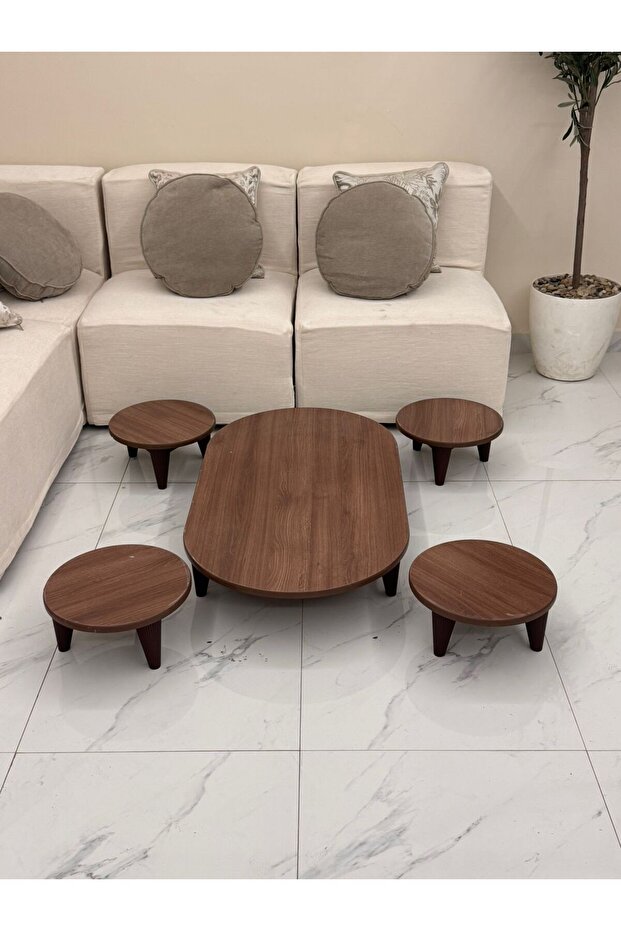 طقم طاولات بيضاوي مع 4 خدمة