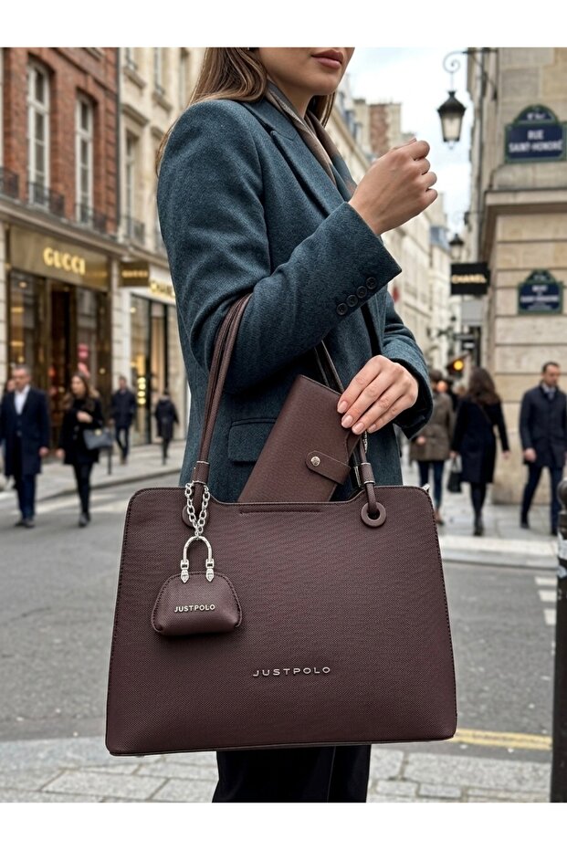 Stylish Model Large Size Premium Silver Logo Handbag and Wallet Combination Tote Bag Size: 22 X 34 cm