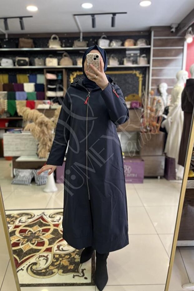 معطف من الصوف من الداخل