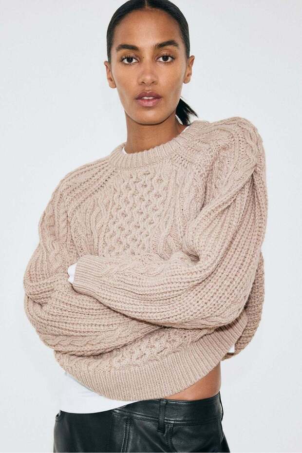Cable-knit jumper - 1