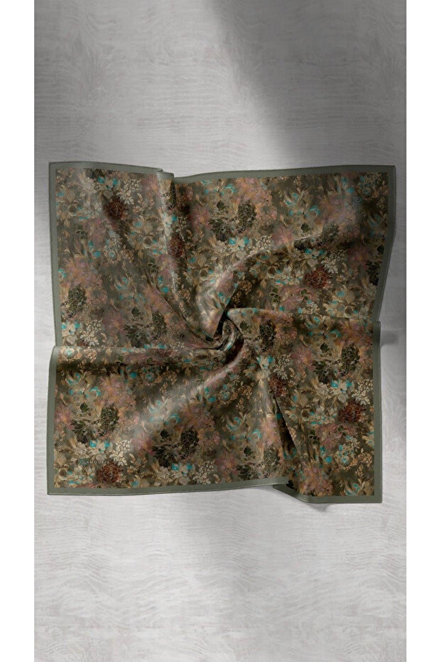 Carmela Patterned Scarf Green