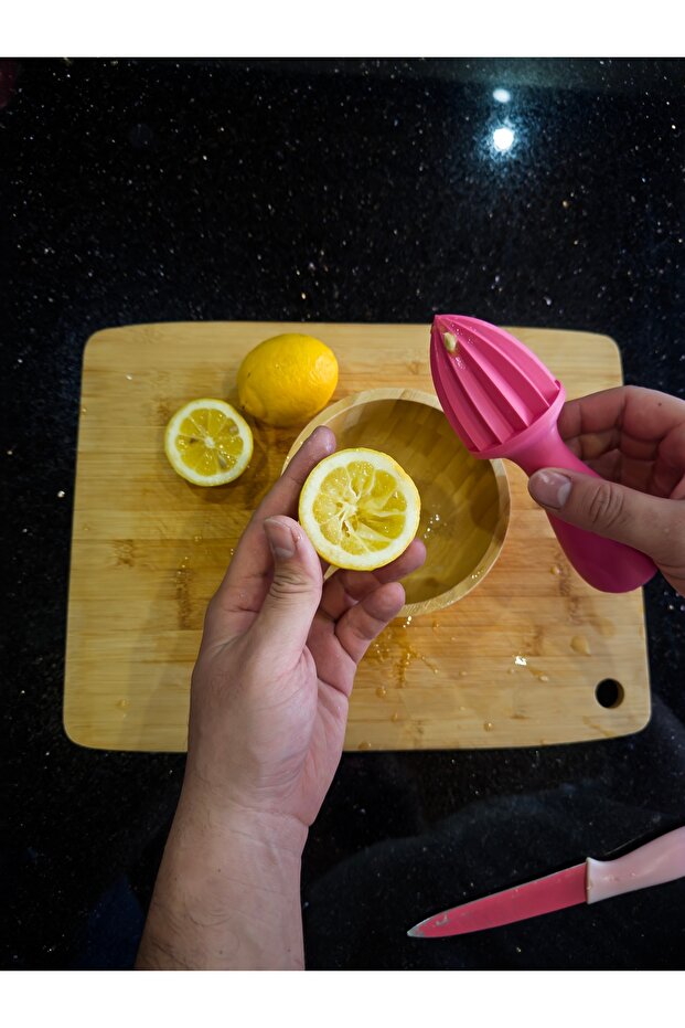 Practical Handheld Lemon and Fruit Squeezer - Ergonomic Design Drawer-Insert Apparatus