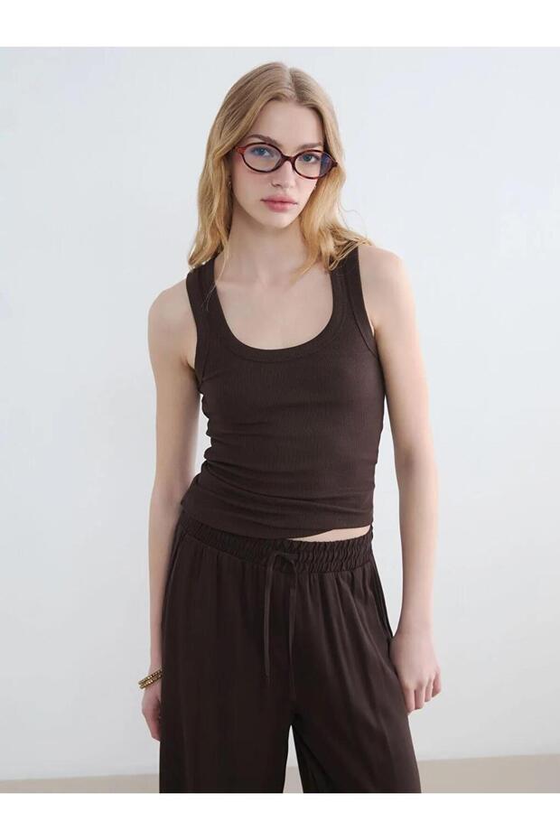 U Neck Women's Athlete Top (S6)