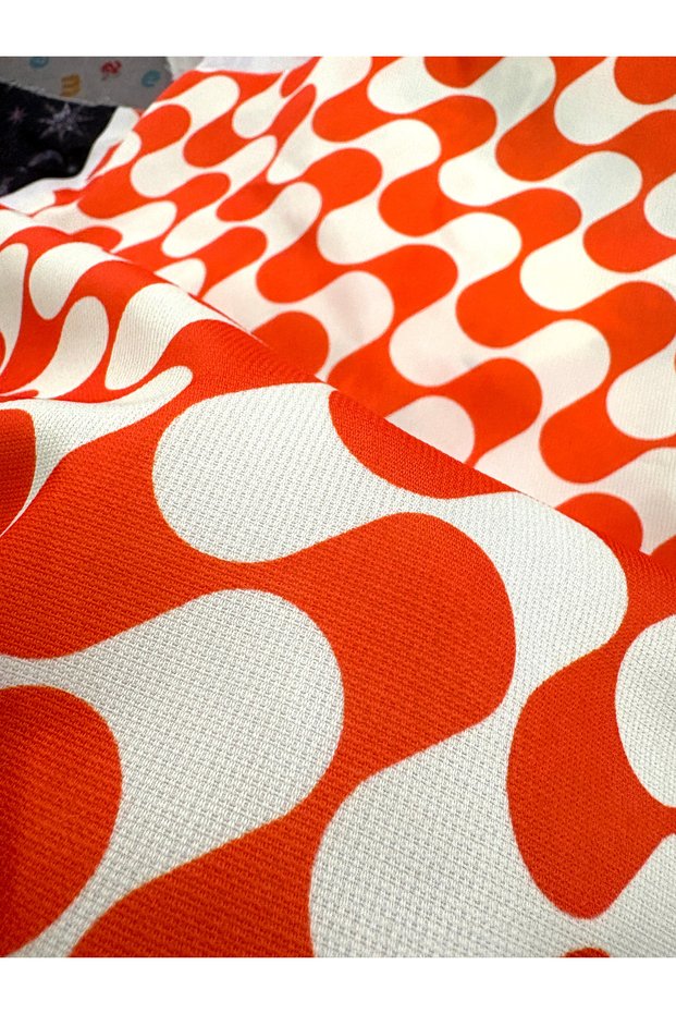 Maximalist Wavy Colorful Upholstery Fabric 100X140 cm (Cushion Cover Brunner Tablecloth Etc.)