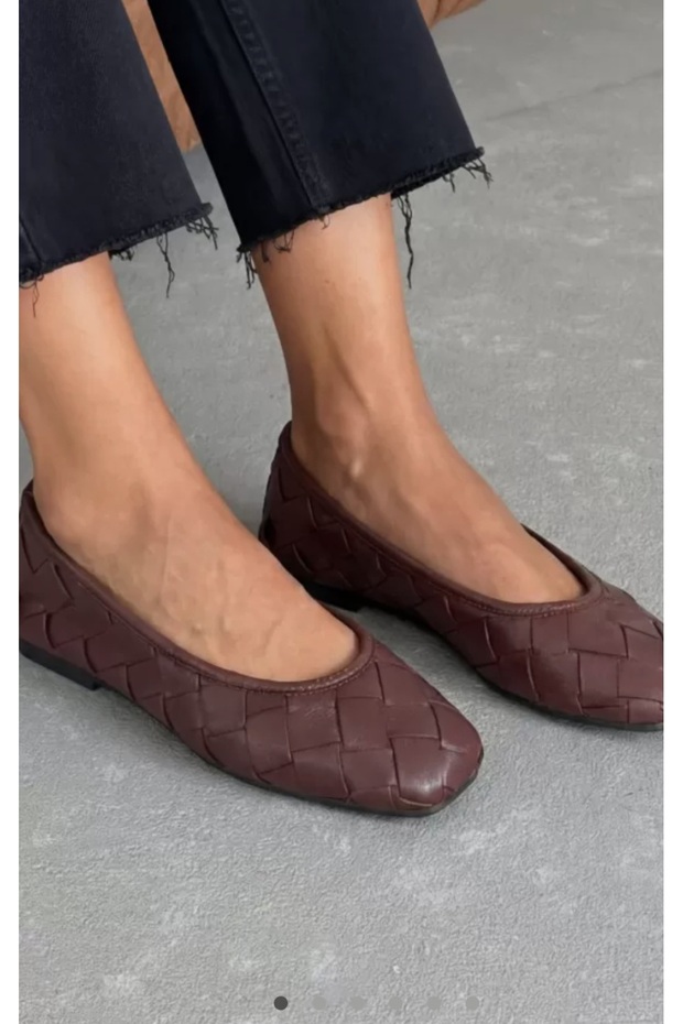 Genuine Leather Hand-Knitted Burgundy Ballet Flats