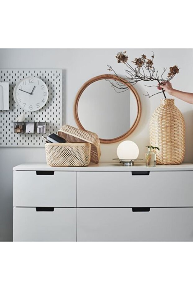 ساعة حائط لون أبيض - 5