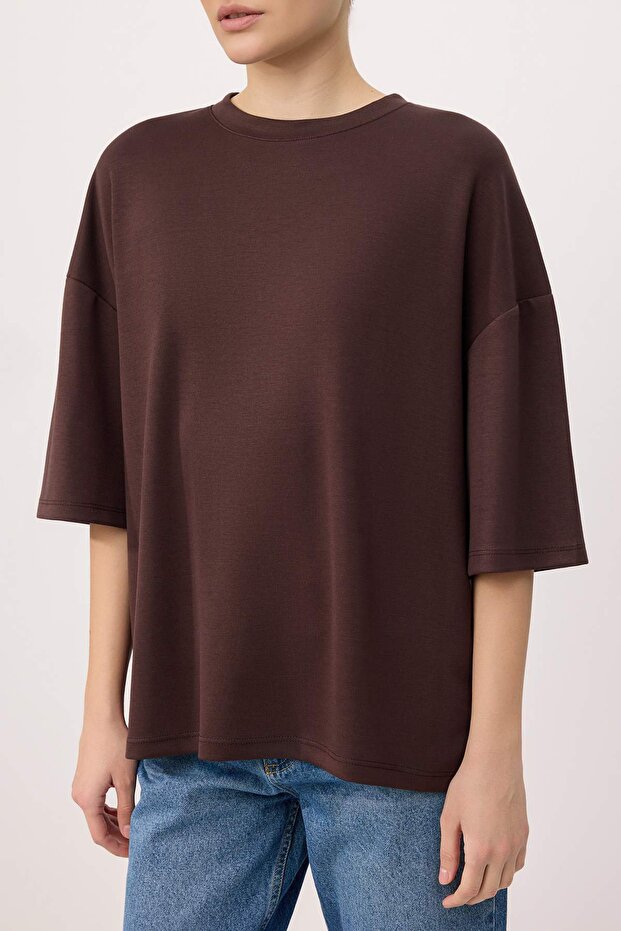 Kahverengi Oversize/Geniş Kalıp Düşük Kol Truvakar Uzun Yumuşak Örme T-shirt TWOSS26TS00271 - 4