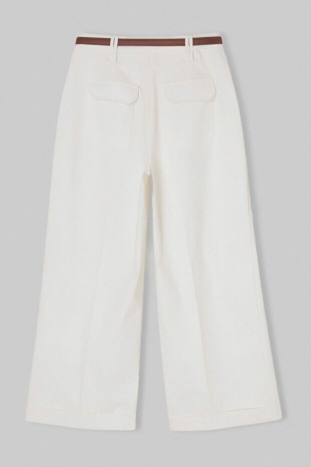 Beyaz Kemerli Pili Detaylı Dokuma Gabardin Pantolon TWOSS26PL00087 - 6