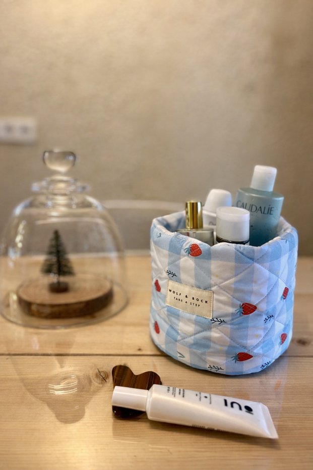 Colorful Quilted Makeup Organizer and Organizer Basket