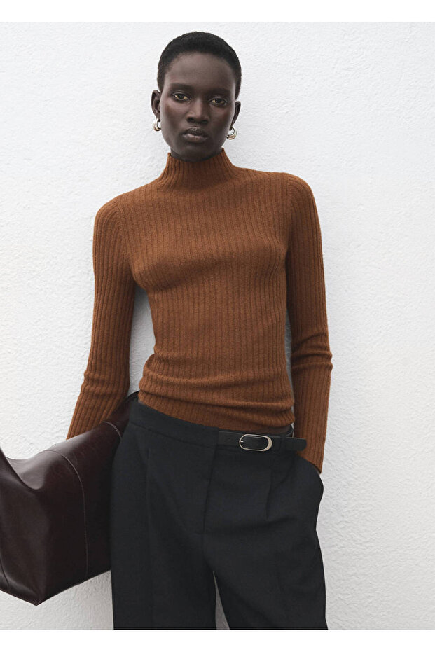 Perkins Collar Slim Fit Sweater