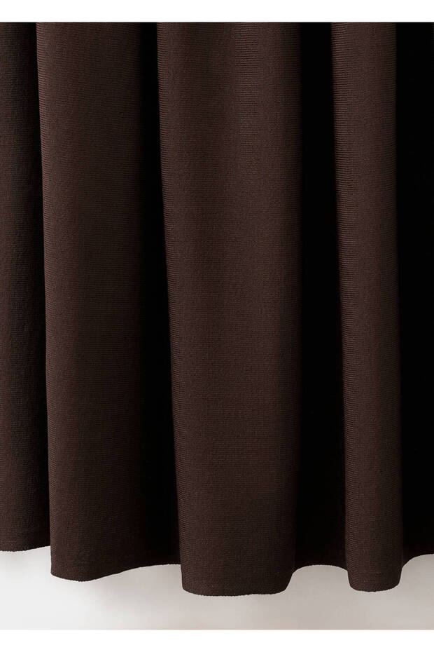 Trägerloses Kleid - 5