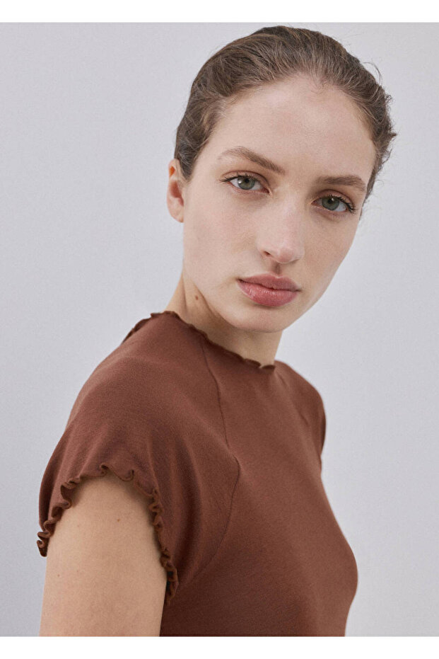 Contrast T-Shirt
